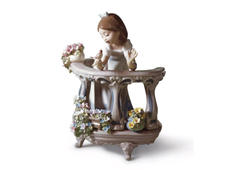 Lladro Porcelain Figurine Morning Song