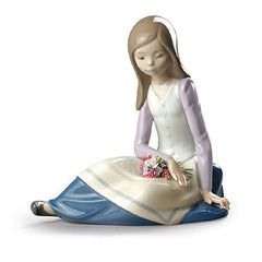 Lladro Contemplative Young Girl - china-cabinet.com